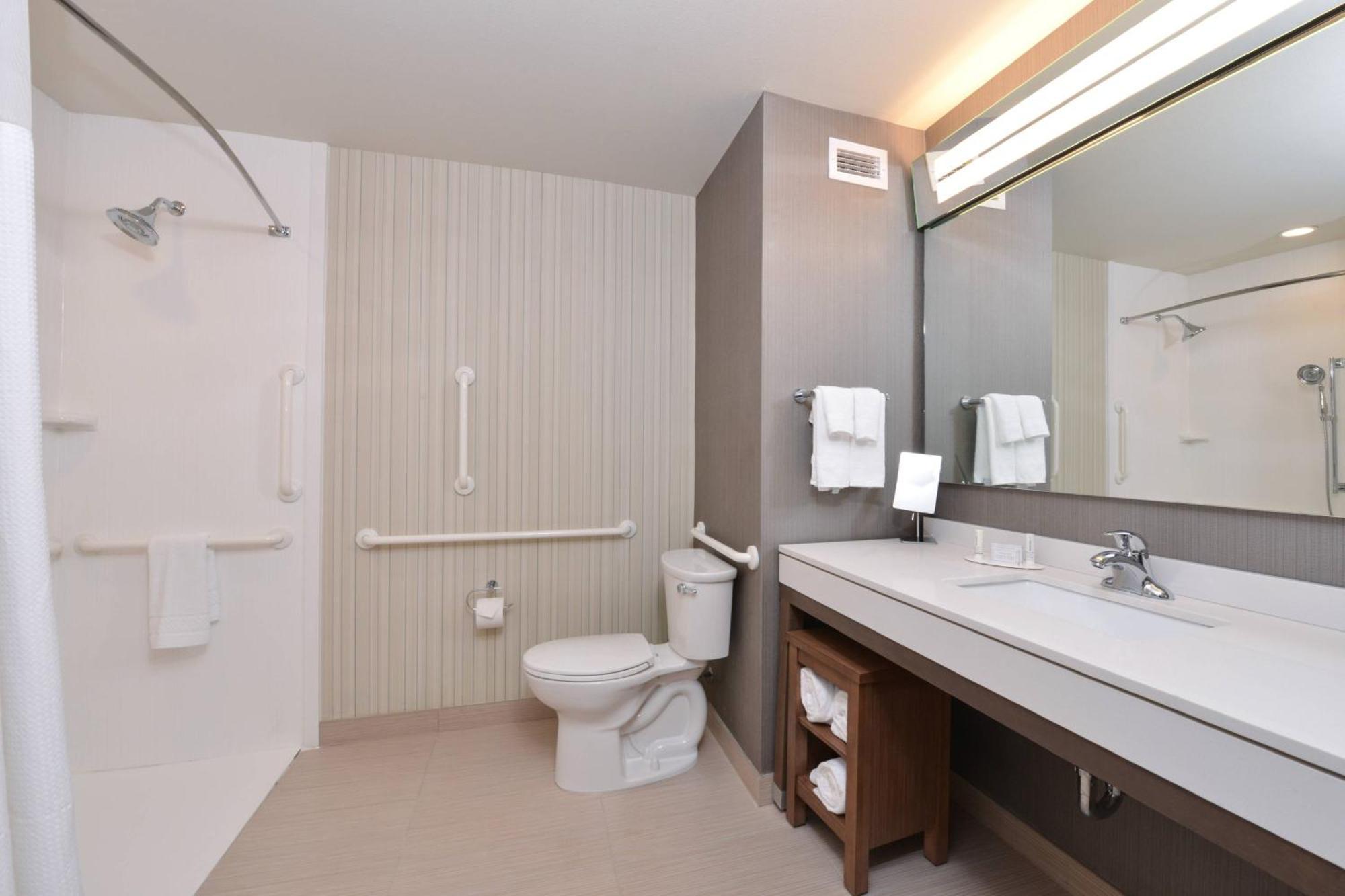 Courtyard By Marriott St. Louis St. Peters Hotell Saint Peters Eksteriør bilde